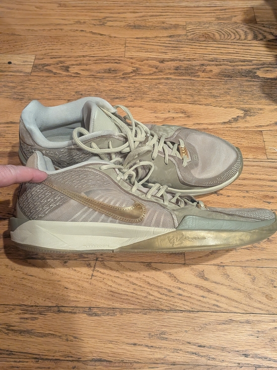 Nike Shoes - Nike SABRINA 2 STRONGER THAN GOLD BASKETBALL SHOES WOMENS 12 RATTAN GOLD COLOR